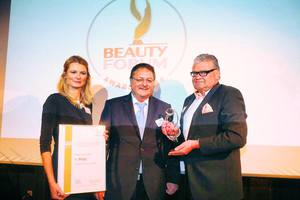 Für unsere Kosmetik Behandlungen verwenden wir nur qualitativ hochwertige Produkte - Timeless Wellnessstudio in Lindenberg